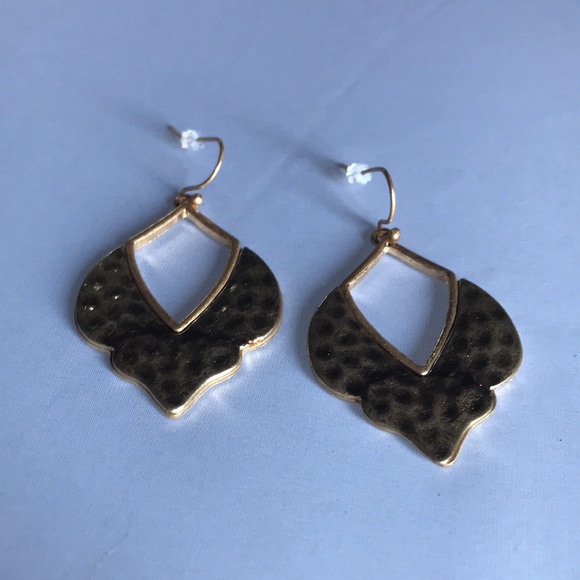 New! Gold Hammered E… - Picture 5 of 7